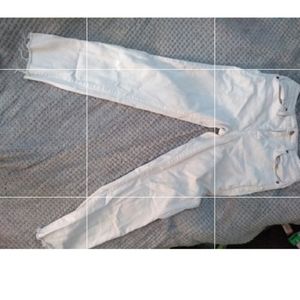 White denim jean pants